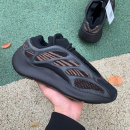 【LJR】Adidas  Yeezy 700 v3 