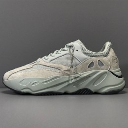 【X】Adidas originals Yeezy 700  